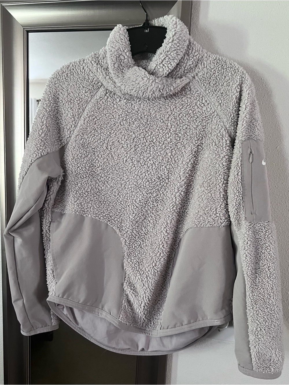 Nike Light Sand Sherpa Funnel Neck Sweatshirt Size XS